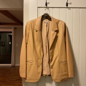 BCBGeneration Women's Relaxed Boyfriend Blazer